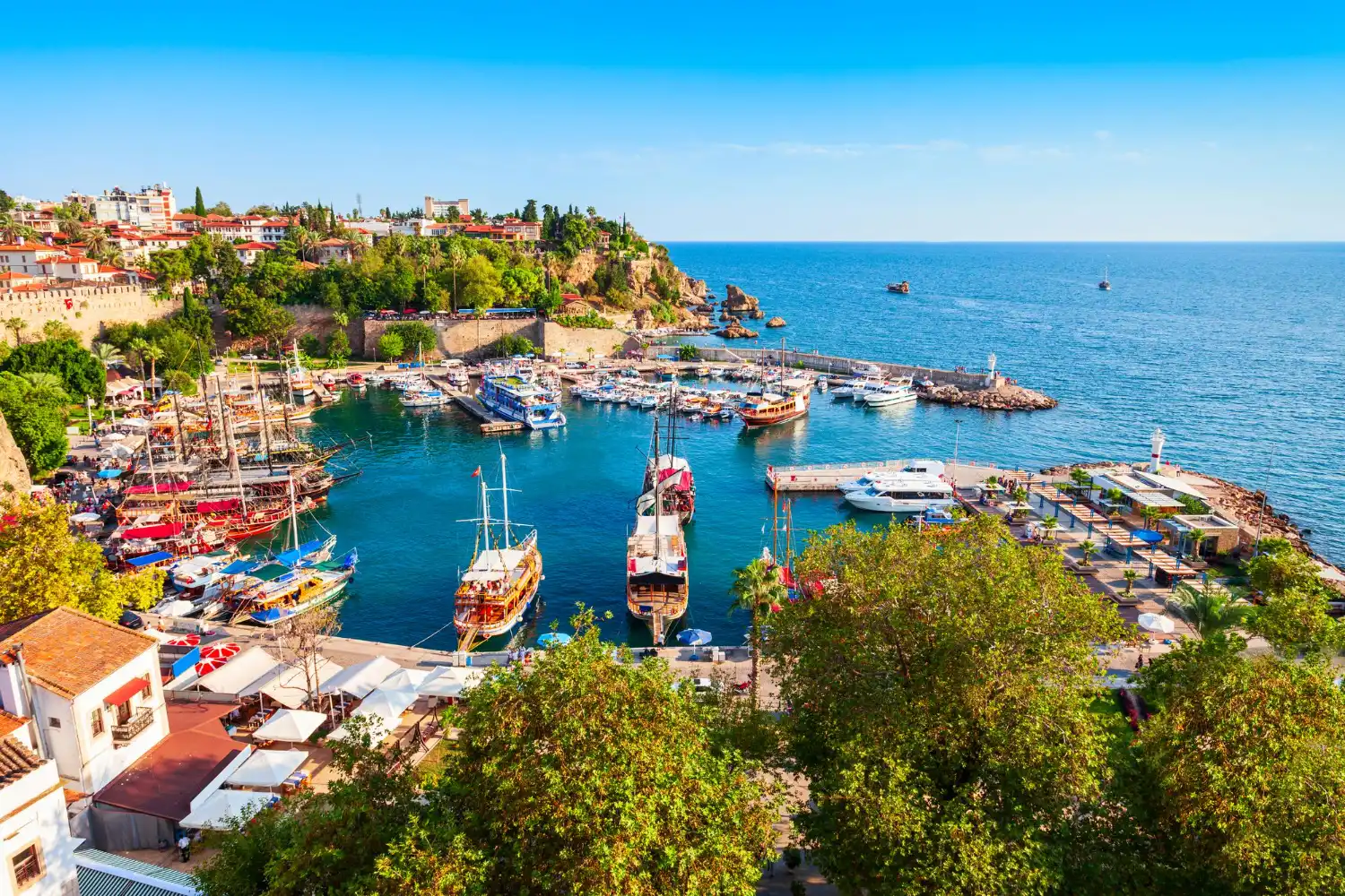 Make Lasting Memories in Antalya with Your Group